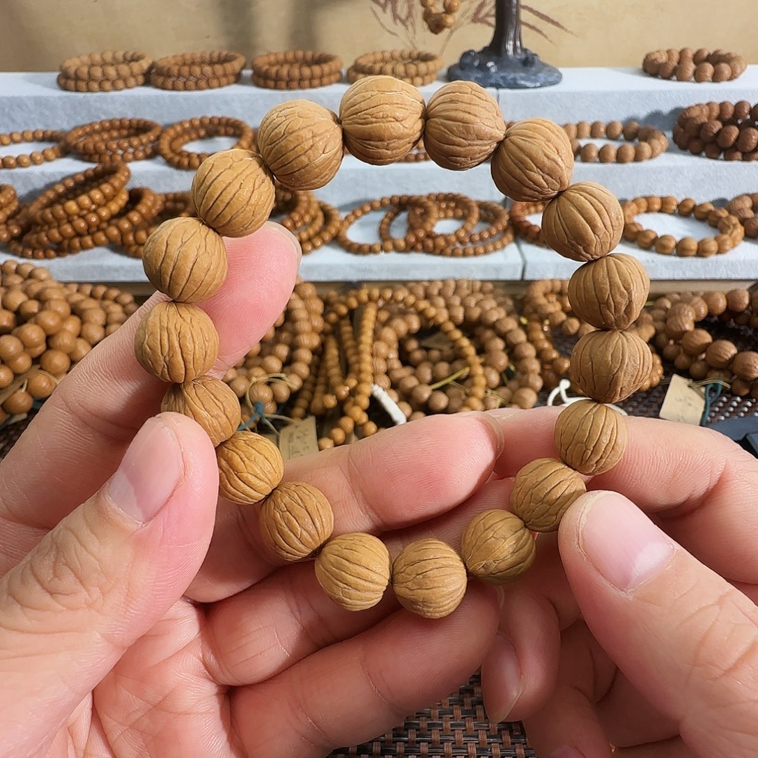 猴头核桃手串原皮原色猴头手串未打底