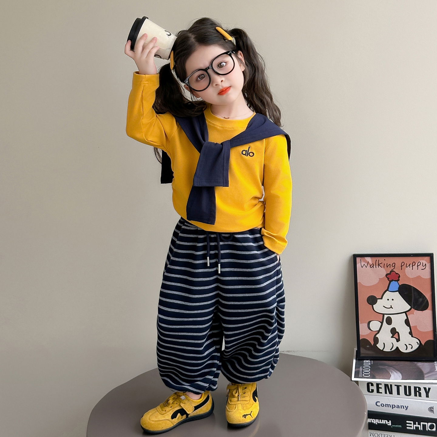 女童韩系穿搭秋装套装2025新款儿童时髦卫衣秋季女宝宝运动三件套