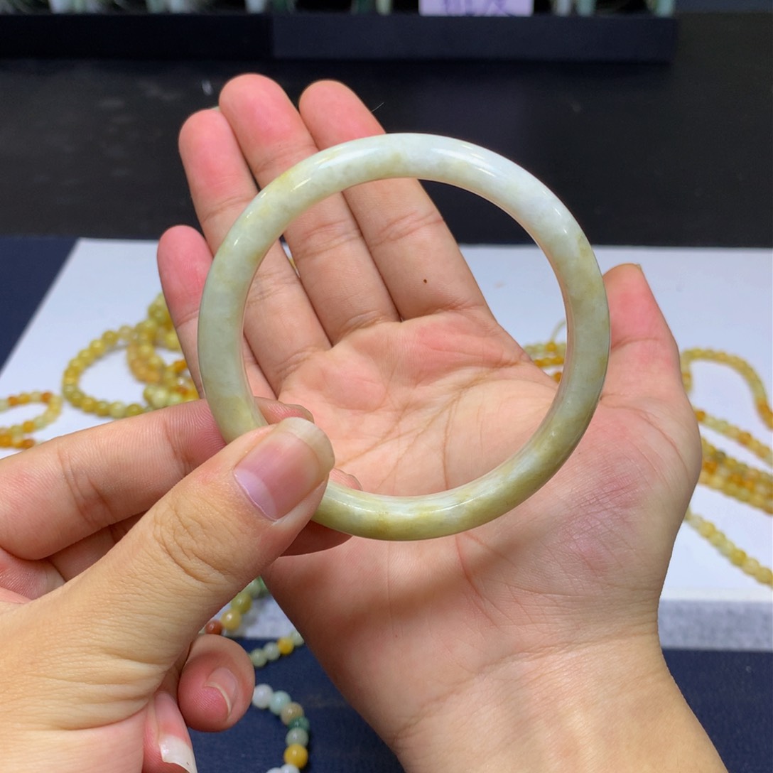 翡翠手镯未镶嵌1111111111