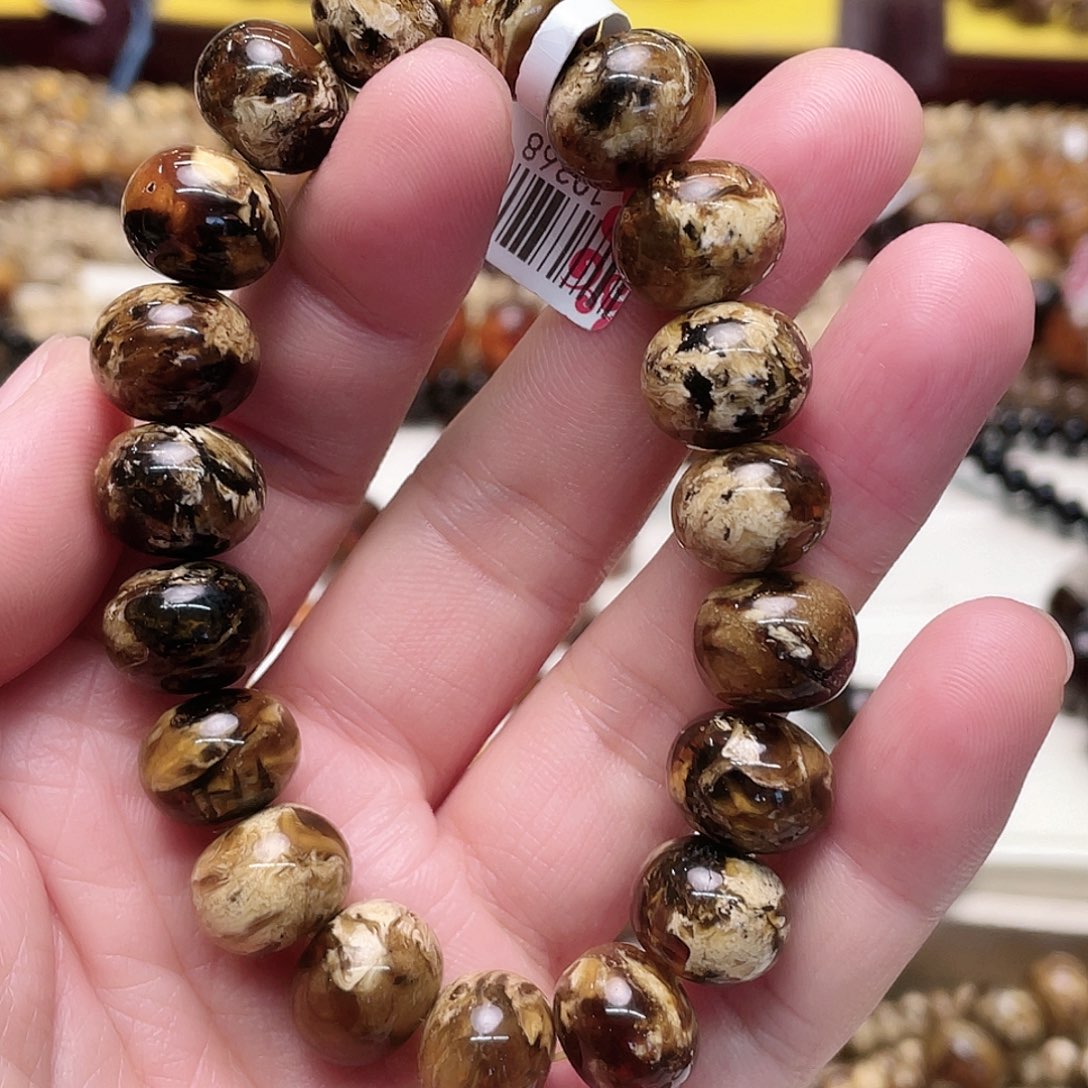 琥珀裸石未镶嵌用****7十三10368