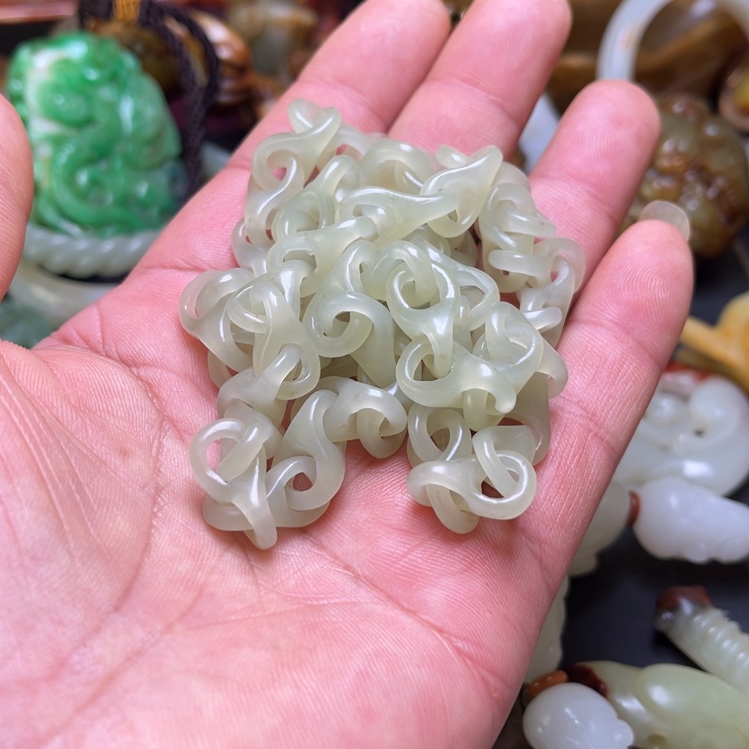 和田玉挂件未镶嵌乘****膀