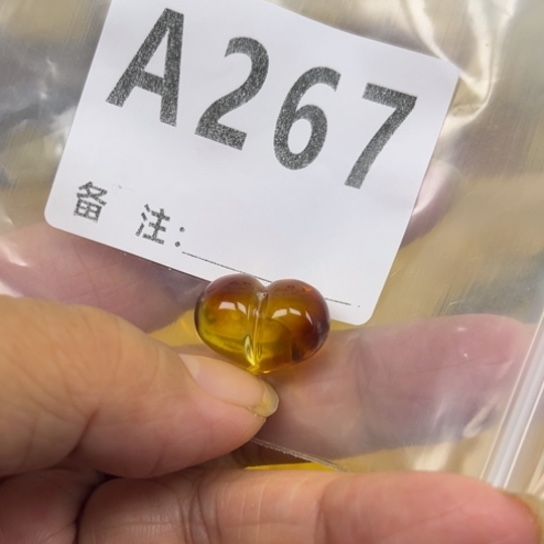 琥珀未镶嵌珠宝奇石微瑕18.7