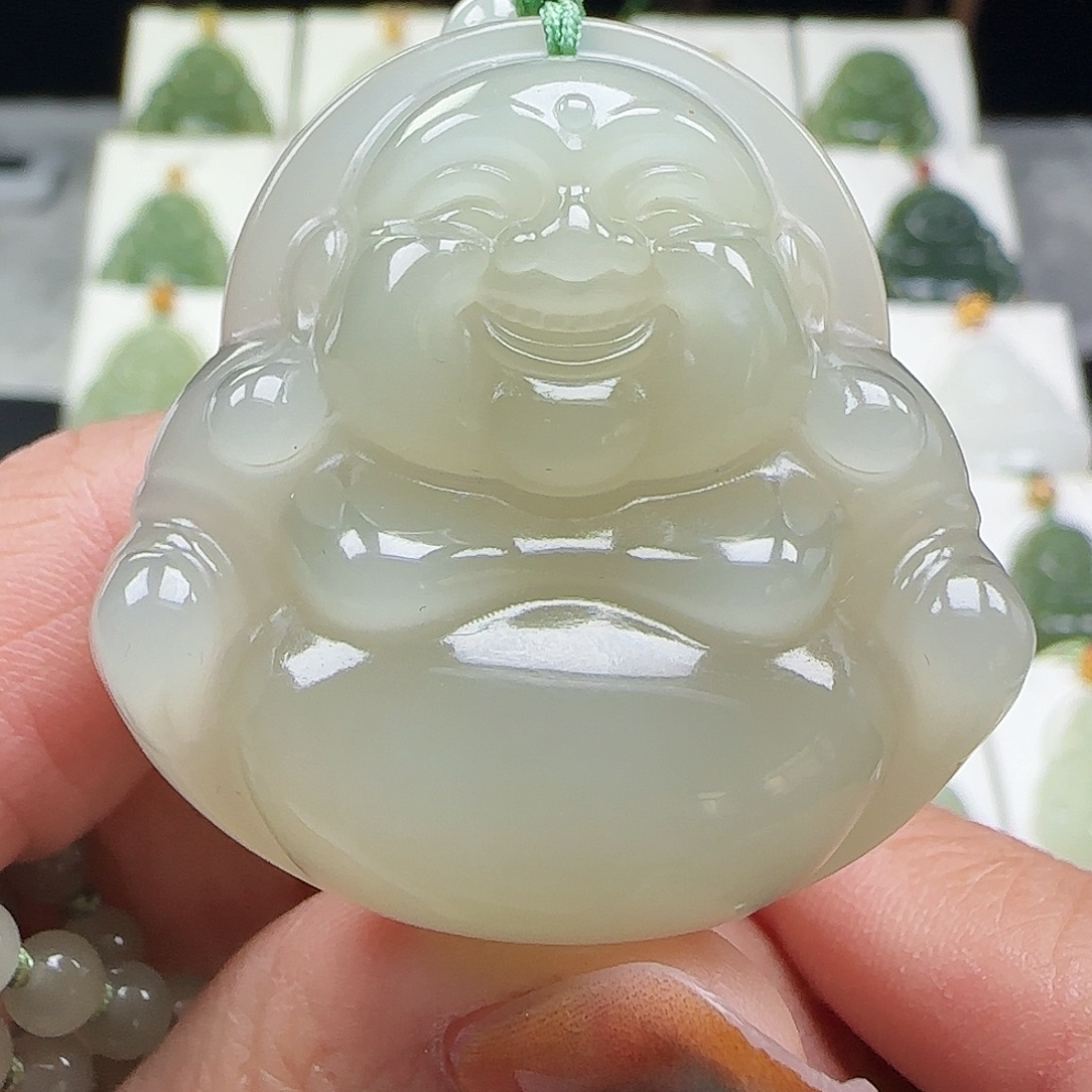和田玉未镶嵌吊坠(赠链)