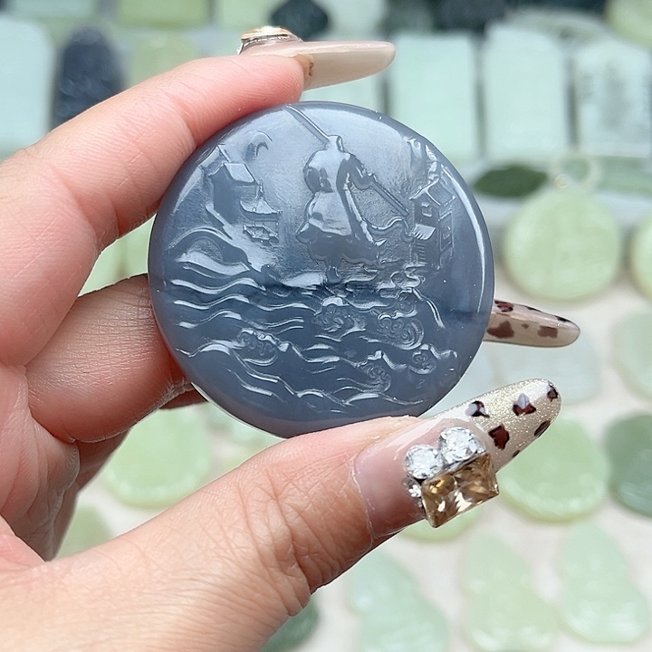 和田玉未镶嵌颈饰