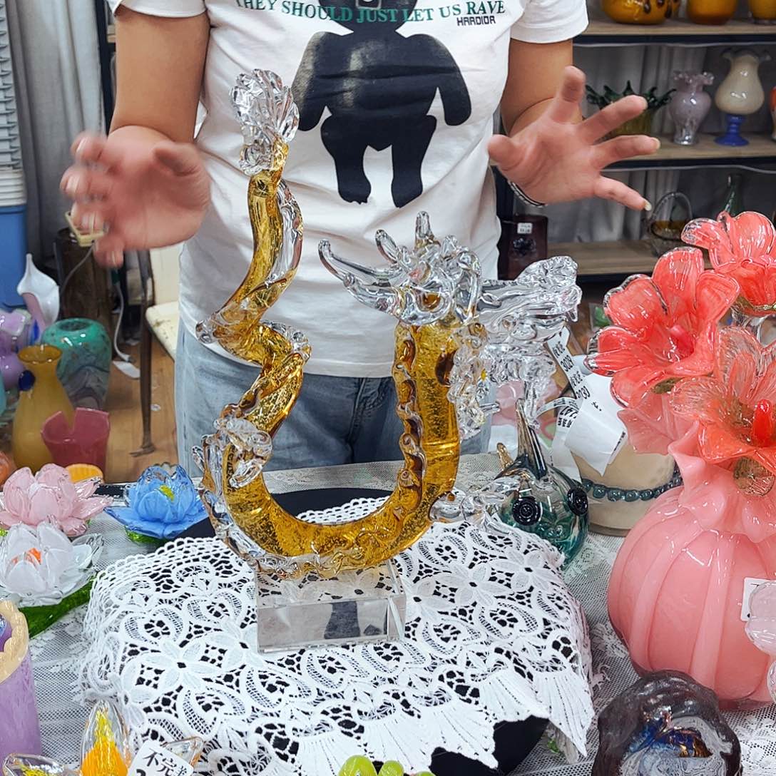 腾龙 家悦琉璃工艺品
