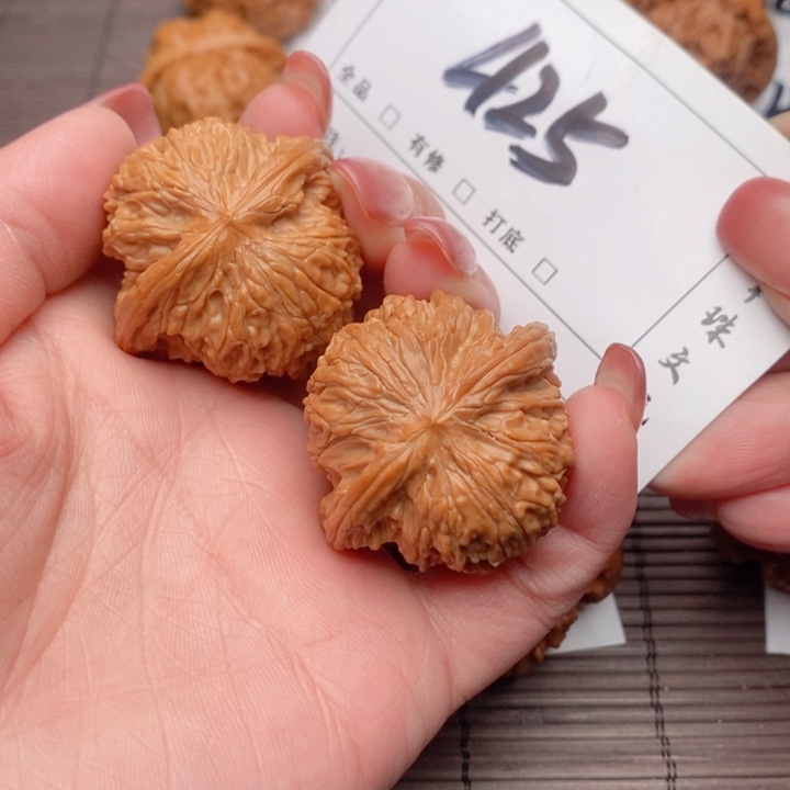 文玩核桃吊坠38磨盘425