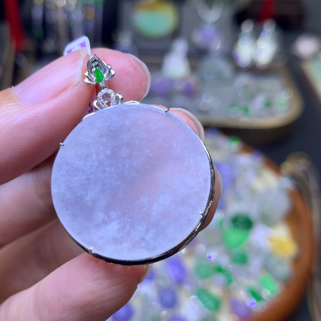 翡翠18K金镶嵌颈饰翡翠吊坠项链