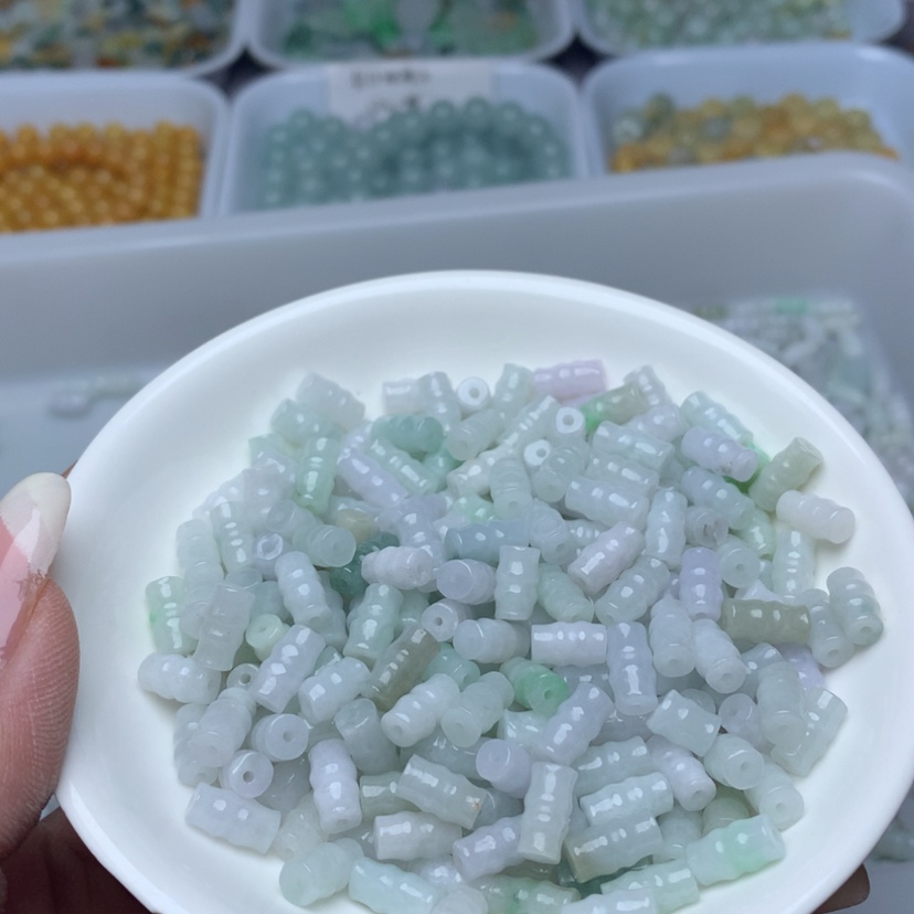 【闪购商品】翡翠手链未镶嵌卡4.8*9竹节100颗