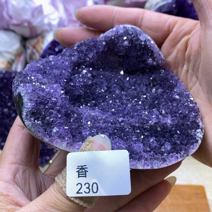 水晶大型摆件（非配饰）未镶嵌