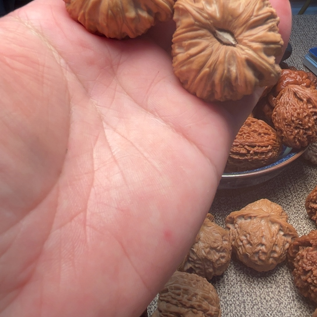 幽***划文玩核桃吊坠40白狮子