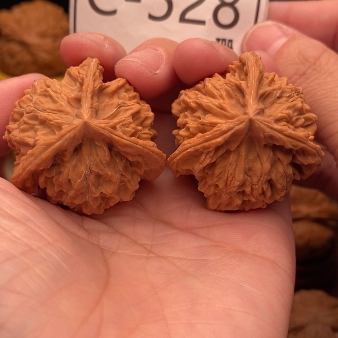 文玩核桃把件正奔38