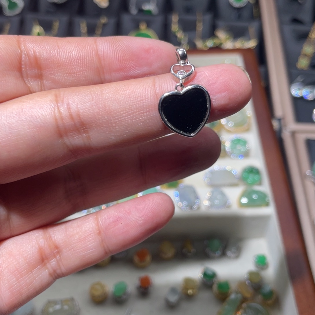 翡翠银S925镶嵌颈饰