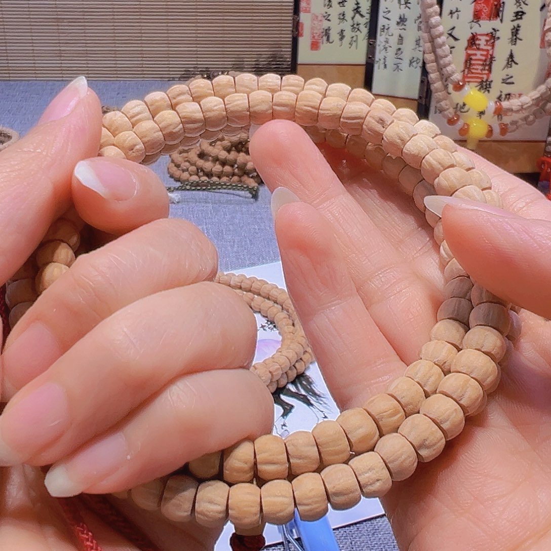 方***°柏香籽/百香籽吊坠