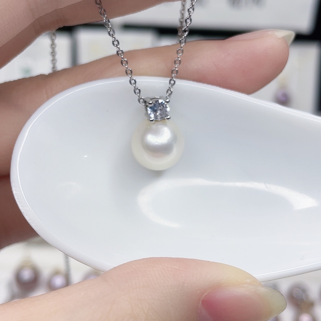 合金吊坠(赠链)淡水珍珠