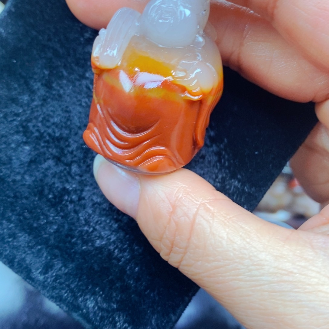 未镶嵌石英质玉（黄龙玉）吊坠(不含链)