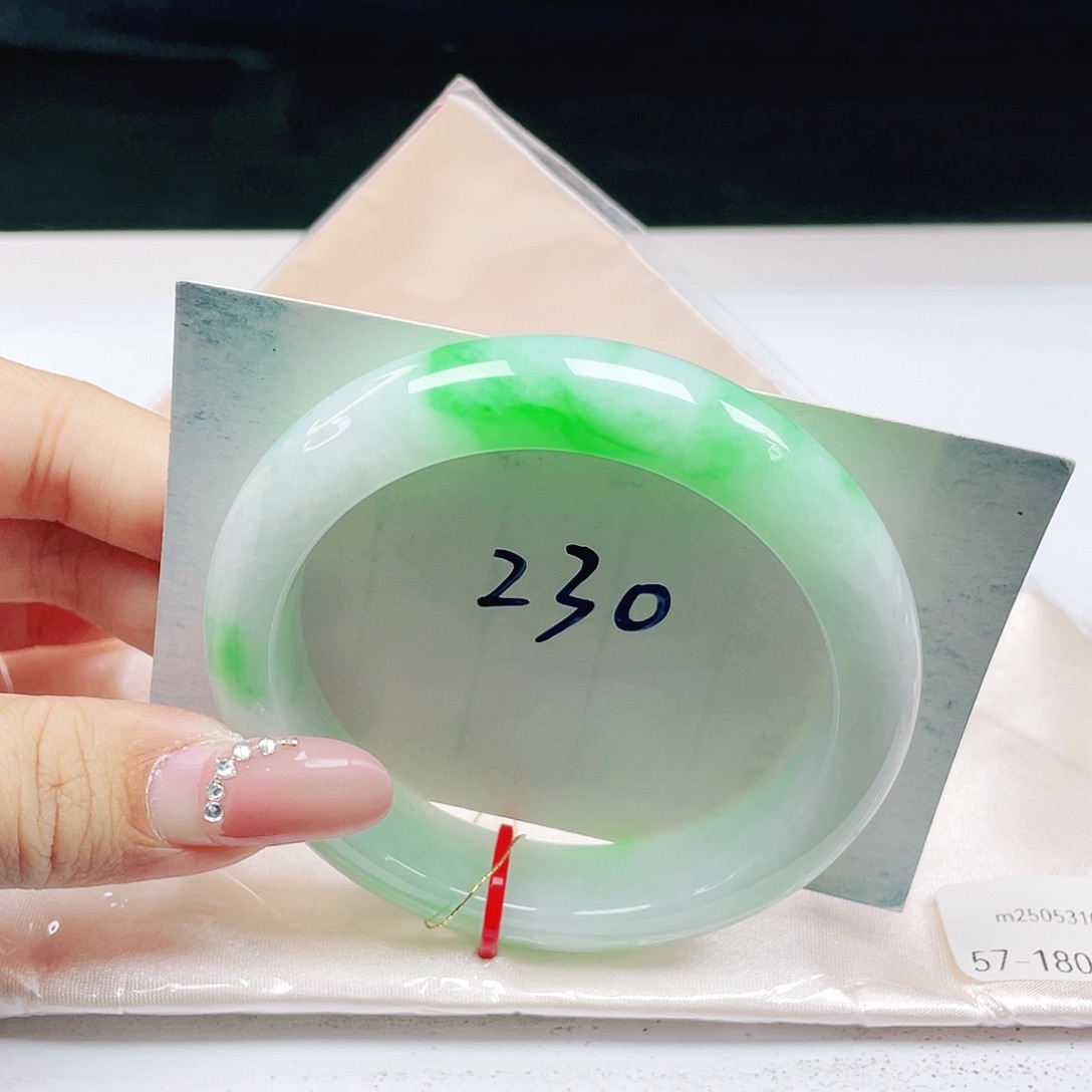 翡翠未镶嵌手镯 正圈57+