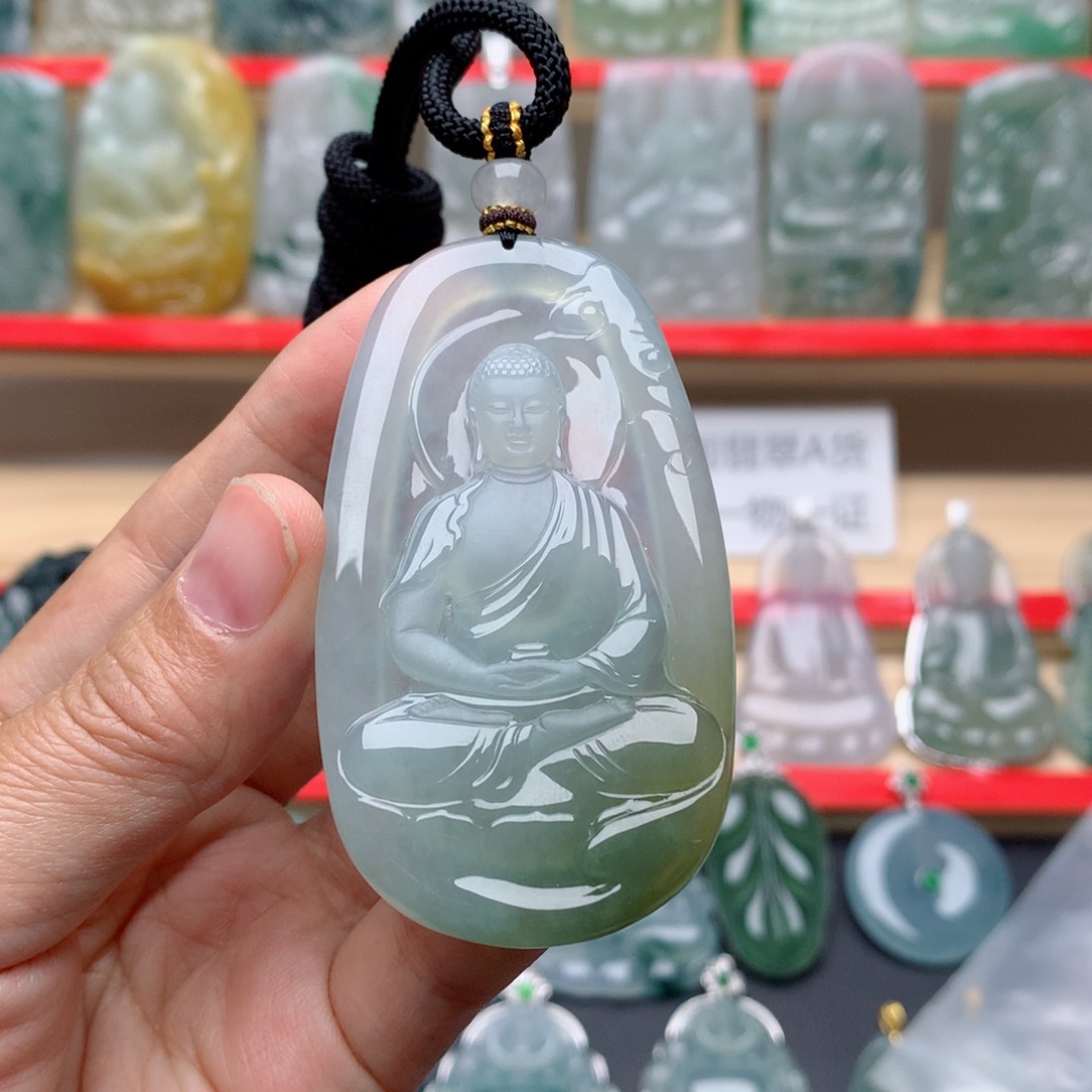 翡翠颈饰未镶嵌L*凉大日