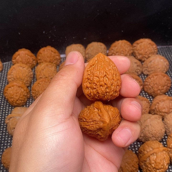 文玩核桃把件鲲*34一抹红