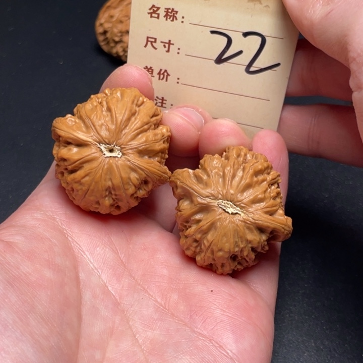 文玩核桃把件铁锤39尺以打底22