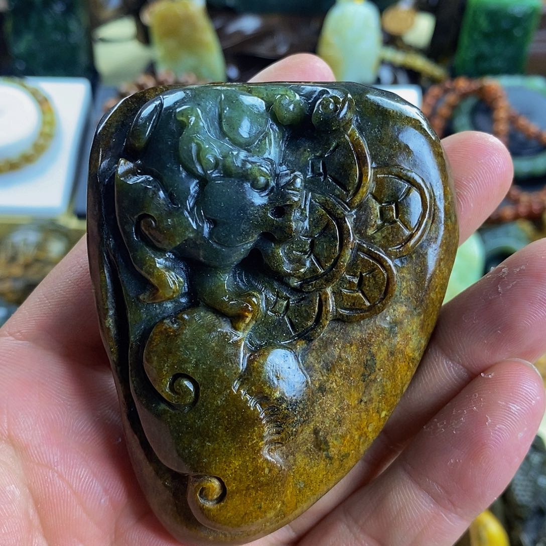 岫岩河磨玉（透闪石质玉）手把未镶嵌