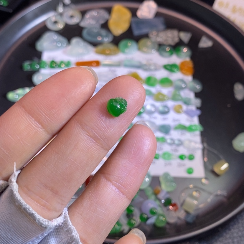 【闪购商品】翡翠挂件未镶嵌金蟾