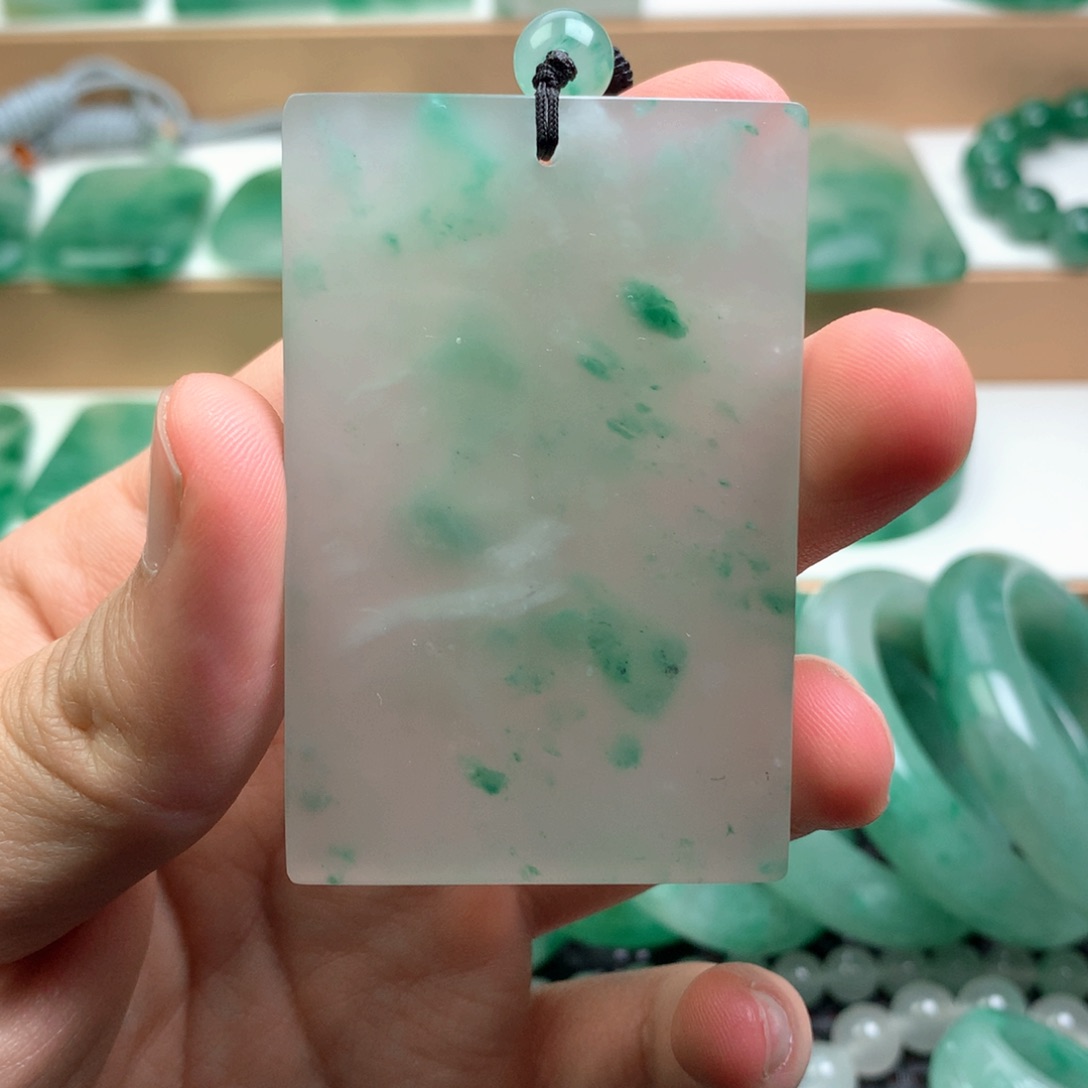 石英质玉吊坠(赠链)未镶嵌?****?