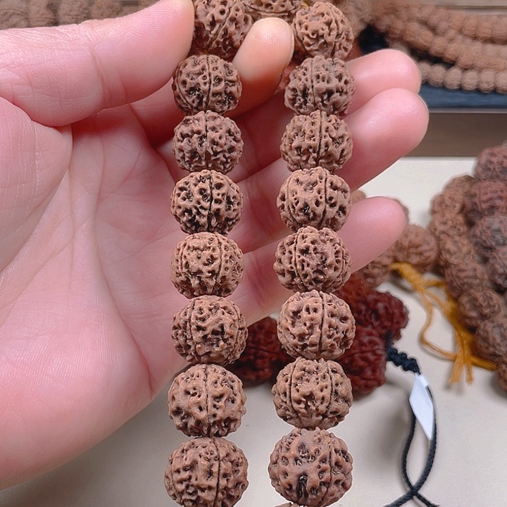 金刚菩提手串18蜂窝小金豆