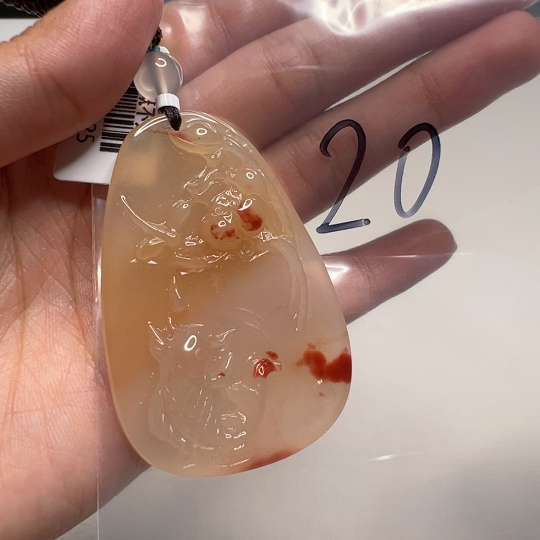 未镶嵌石英质玉（黄龙玉）吊坠20