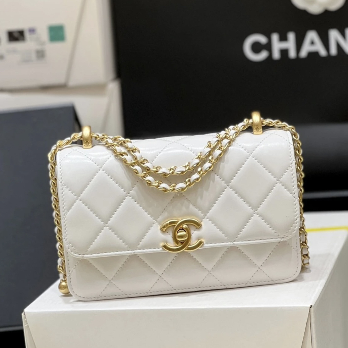 99新 Chanel/香奈儿 21a白金双金珠中号/jhj2