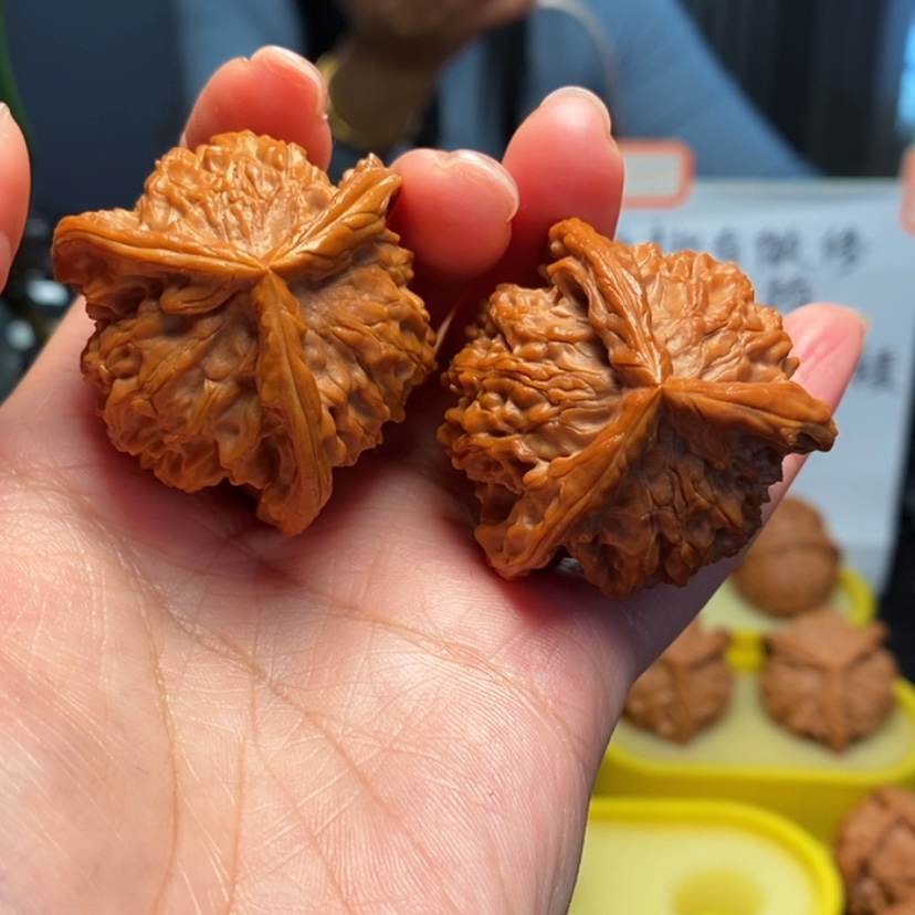 【闪购商品】把件桃核哈**角1号三棱，