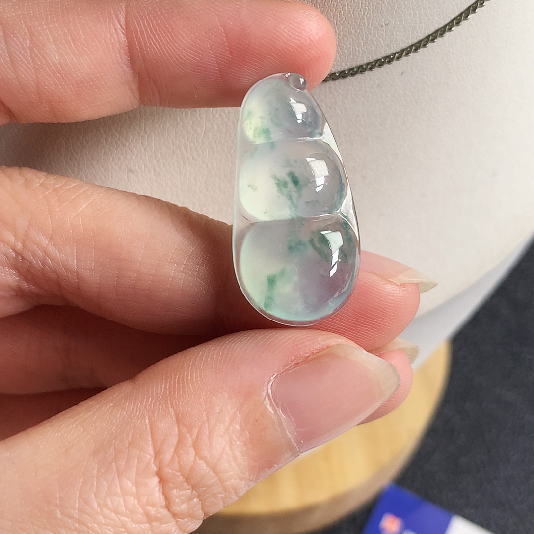 吊坠(不含链)未镶嵌翡翠豆子