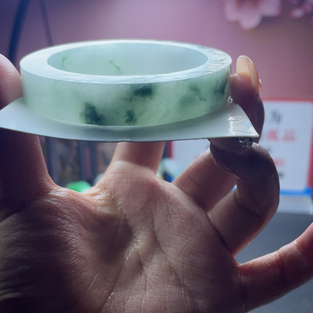 珍***φ定制翡翠未镶嵌缅A翡翠多样性发一定金