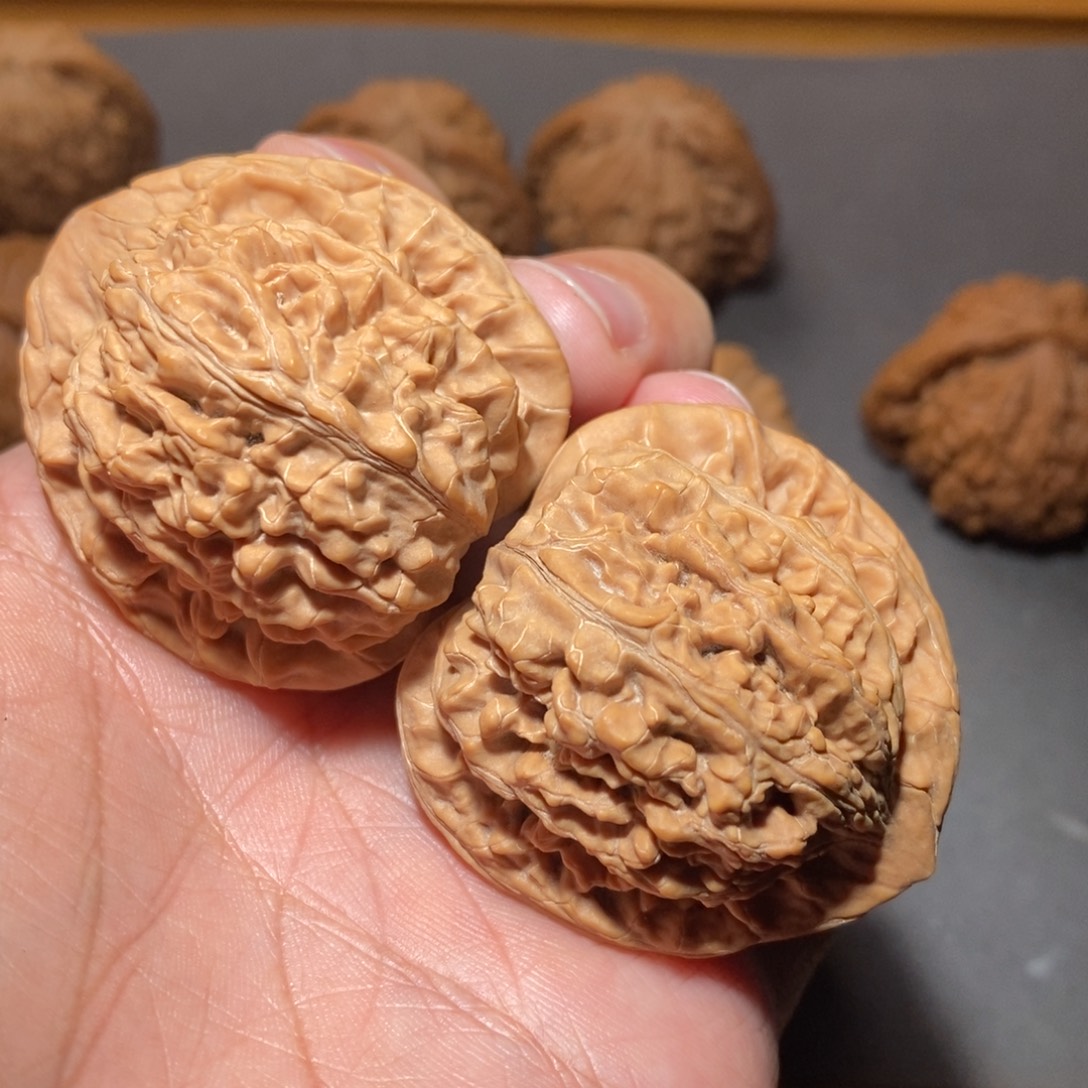 文玩核桃吊坠42一代望月