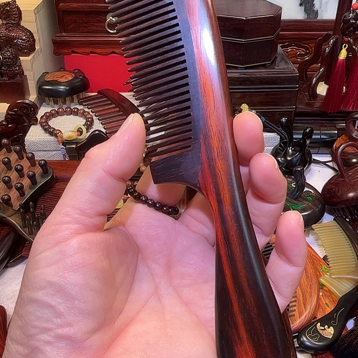 黄花梨/降香黄檀红木大手柄梳子