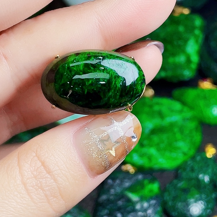 翡翠银S925镶嵌颈饰多样性