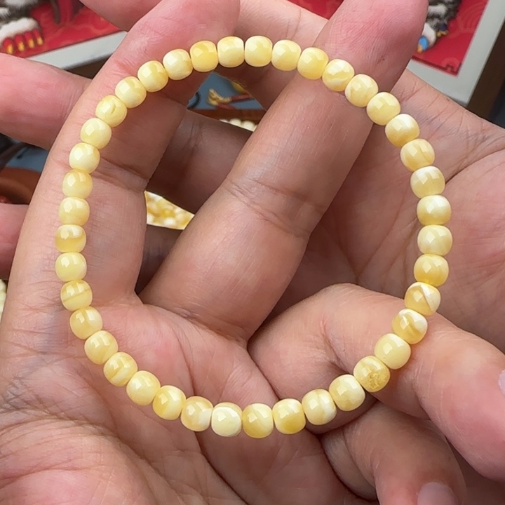 琥珀手链未镶嵌5咪