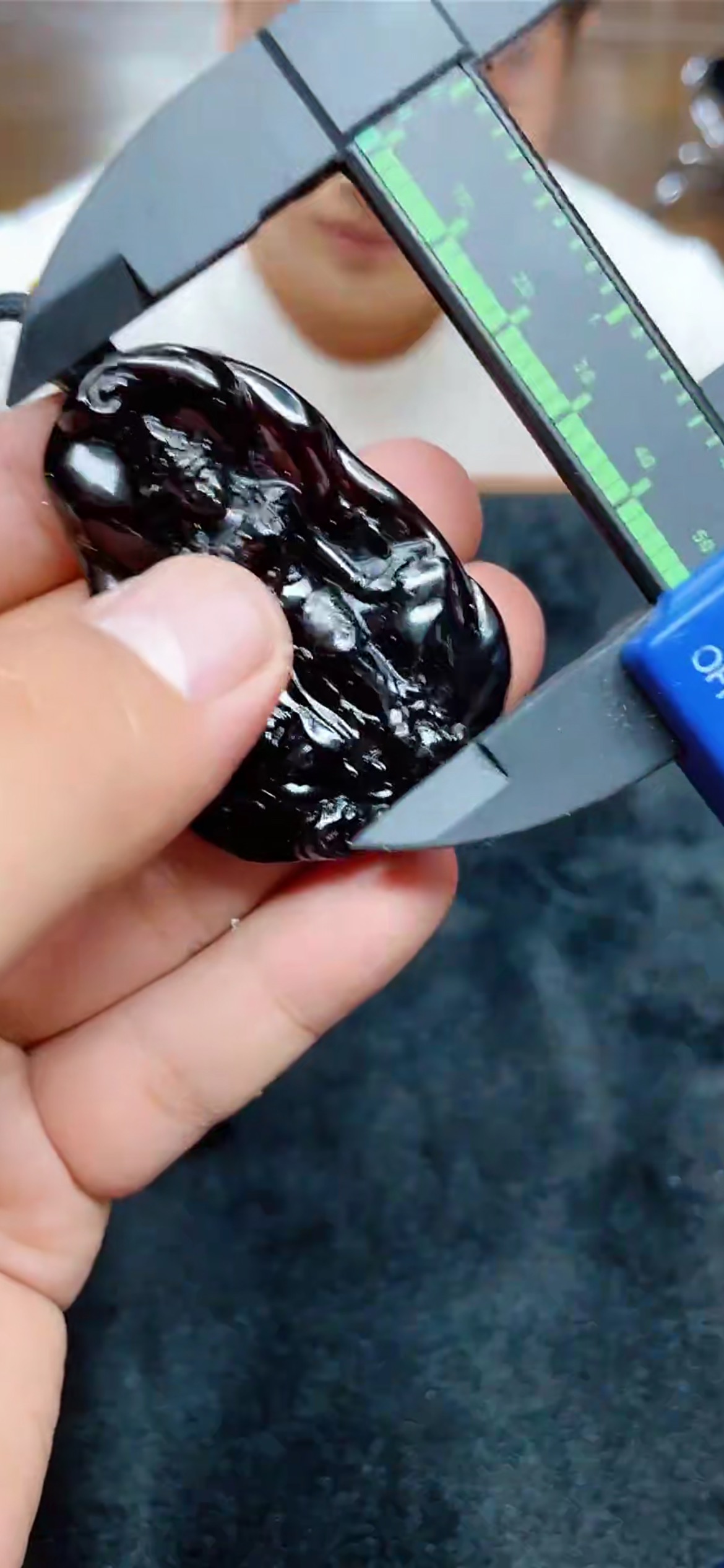 91654T03-3A13-翳珀自在观音吊坠-50*38*9-多样性/发一件