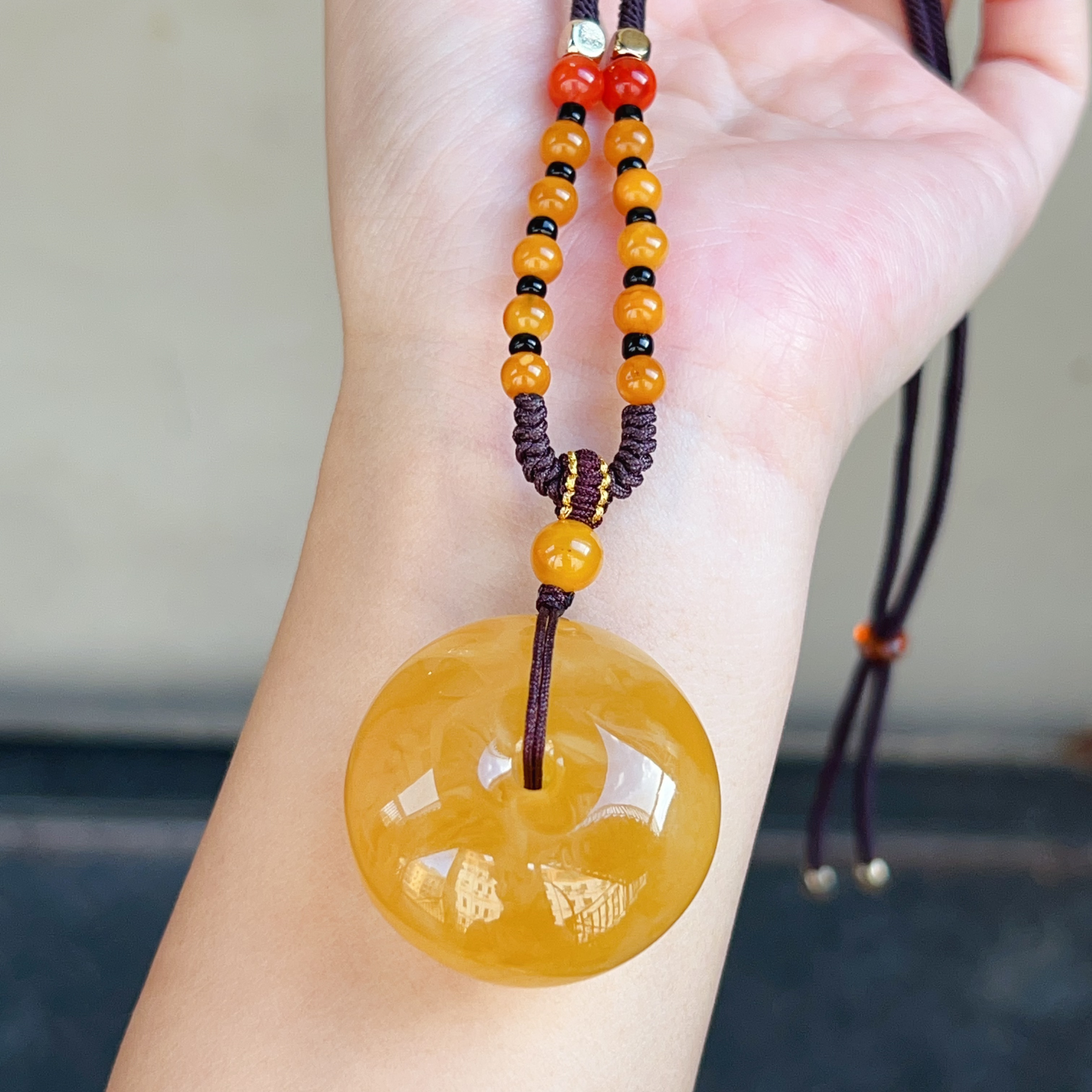 俄料满蜡满蜜蜜蜡平安扣吊坠，14.3克，尺寸34.7-18.4mm