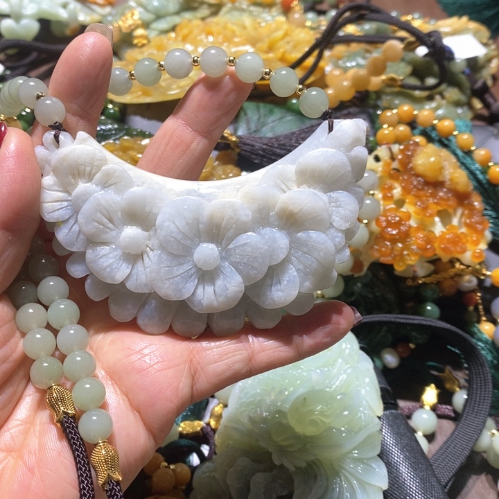 岫玉毛衣链未镶嵌