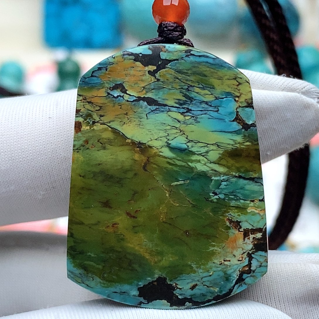 绿松石未镶嵌珠宝奇石