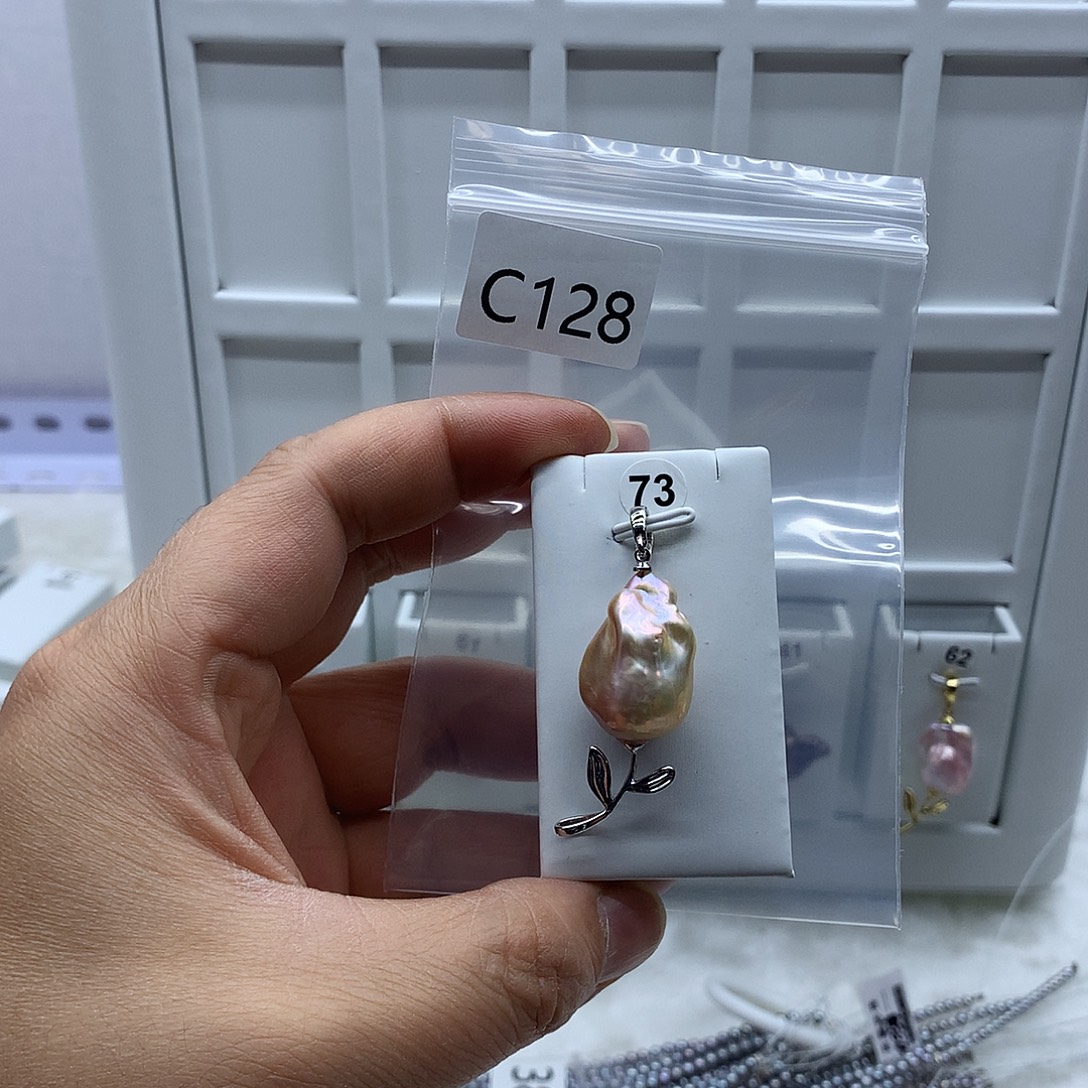 合金吊坠(不含链)淡水珍珠