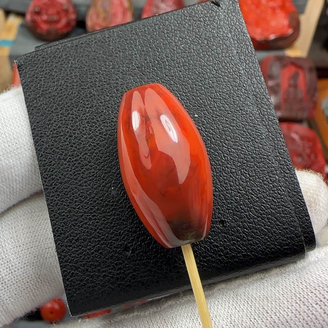 南红玛瑙珠子12.6未镶嵌