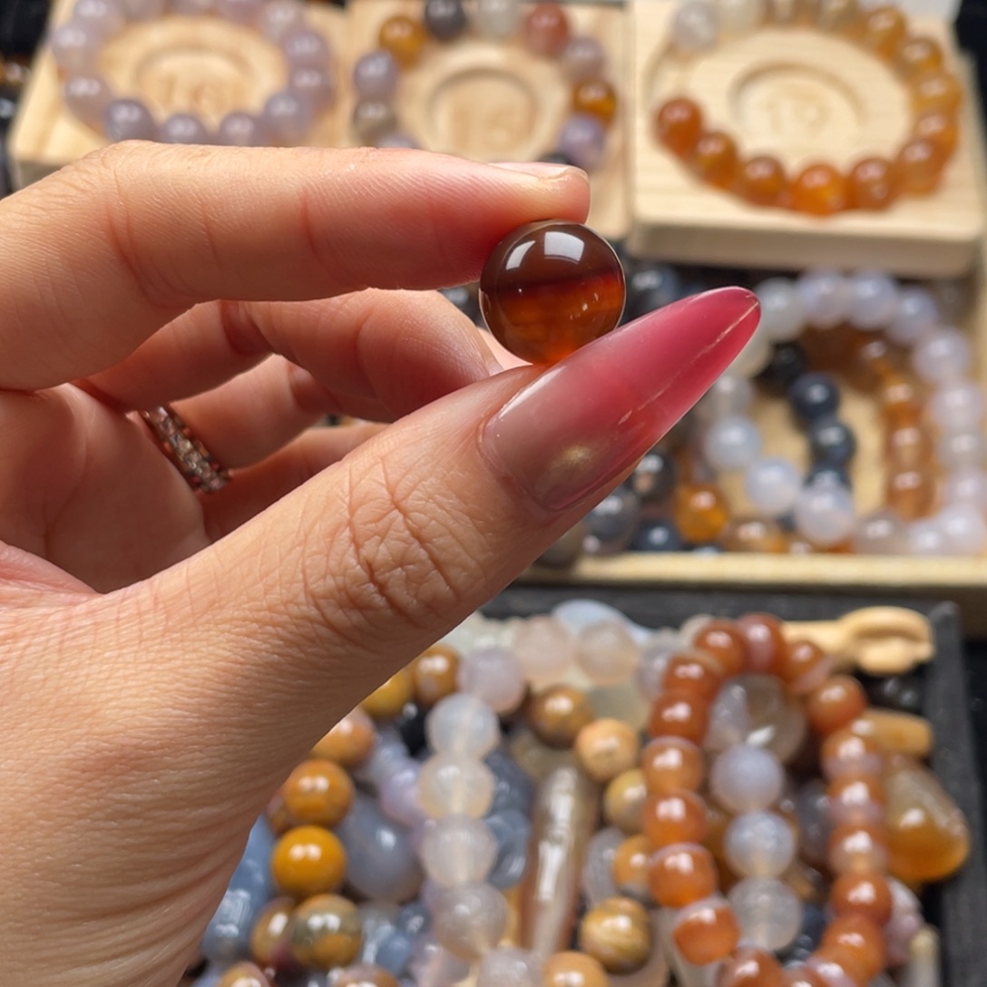 关***心玛瑙/玉髓未镶嵌手链