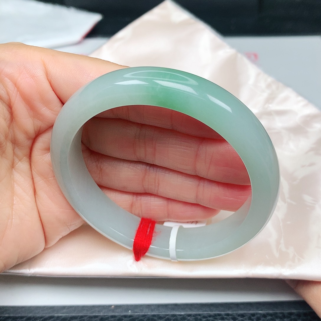 未镶嵌手镯翡翠56圈