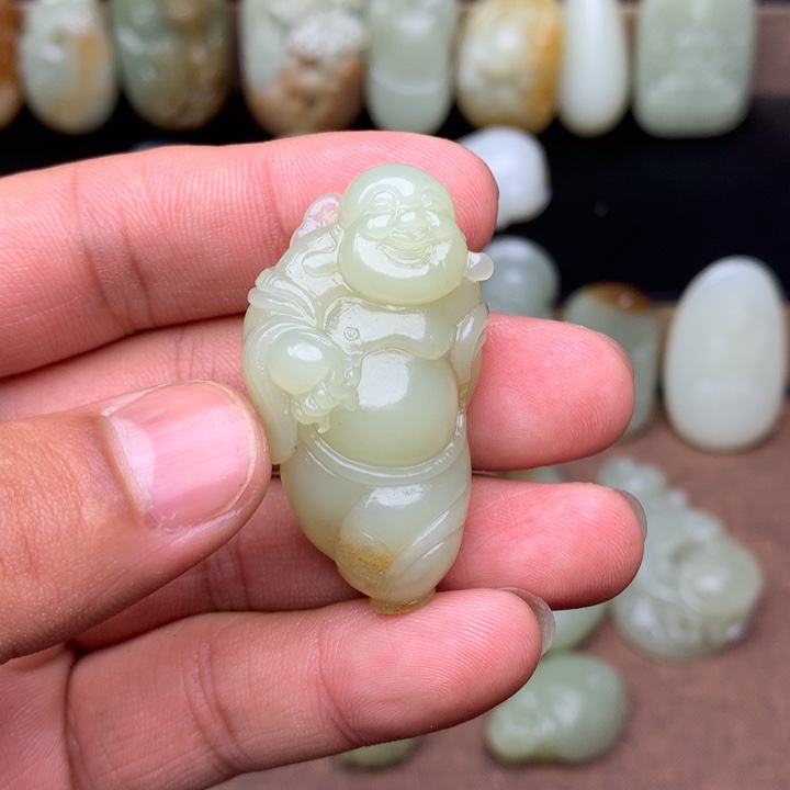 和田玉（糖玉）未镶嵌颈饰