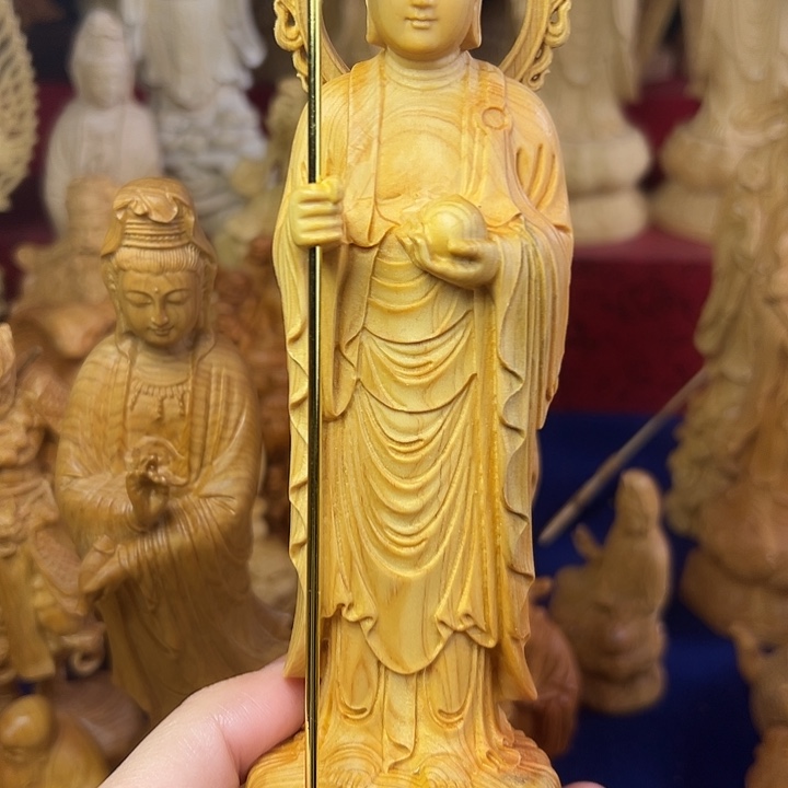 柏木（崖柏）o****o地藏王