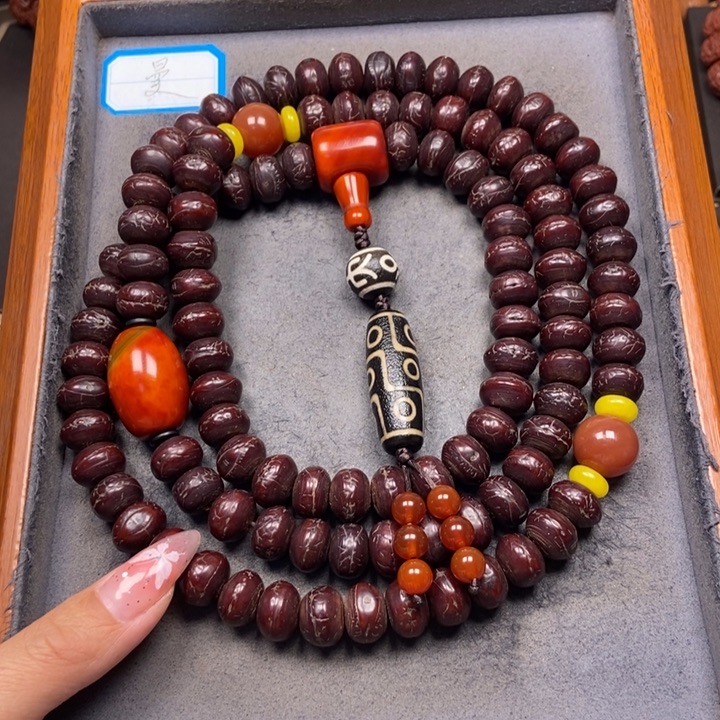 凤眼菩提吊坠菩提