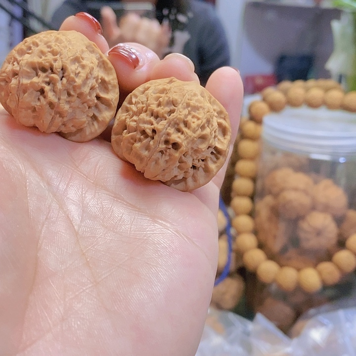 【闪购商品】文玩核桃把件34.5蚂蚁沟