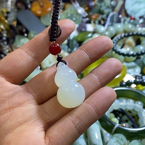 岫玉钥匙扣未镶嵌一个