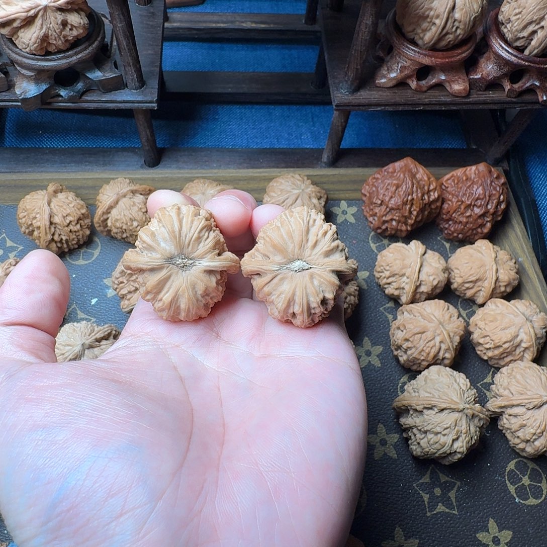 1***4核桃白狮子666888